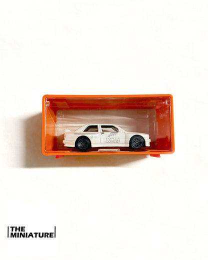 Miniature ShowBox Clear – Gray/Orange Frame (1:64 Collector Case)